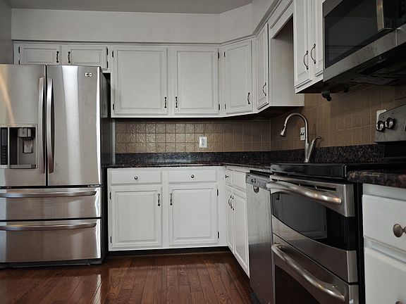 4th image of 1187 Heyward Rd