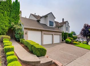 10018 SW Steeplechase Cir, Beaverton, OR 97008