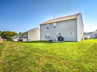 7111 Dolphin Ln, Powell, TN 37849
