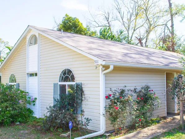 921 Dent St, Tallahassee, FL 32304