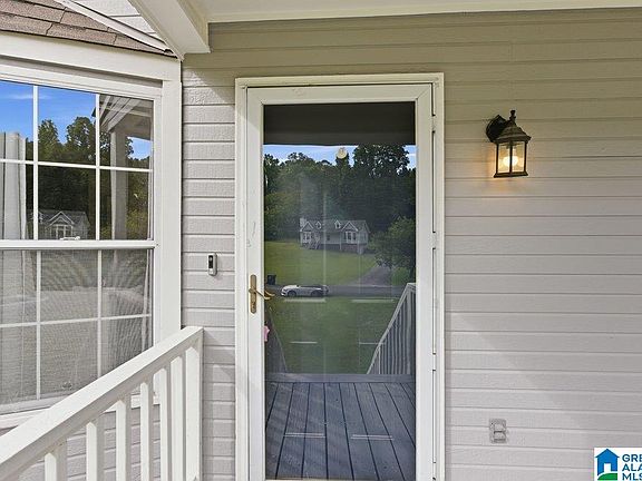 3rd image of 7333 Plantation Rd
