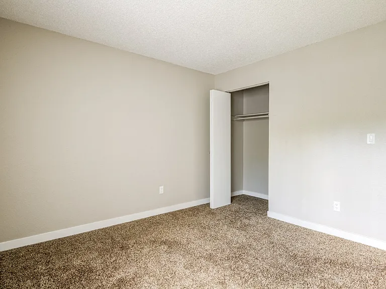 The Onyx — Photo 16