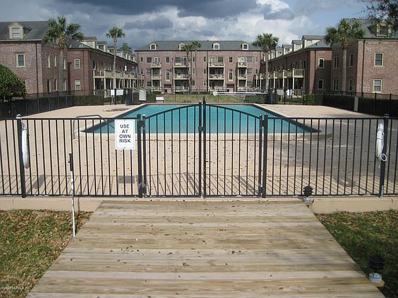 3rd image of 1516 Palm Ave #1516/1518