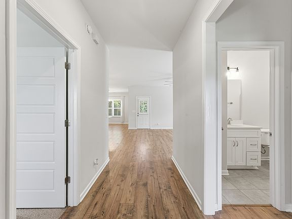 2nd image of 141 Stone Haven Dr