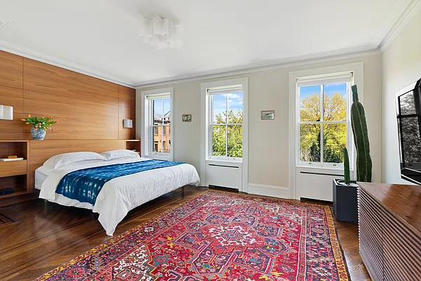 Sold by Corcoran | media 7