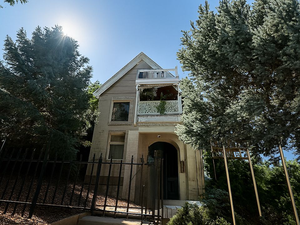 Building Photo 4