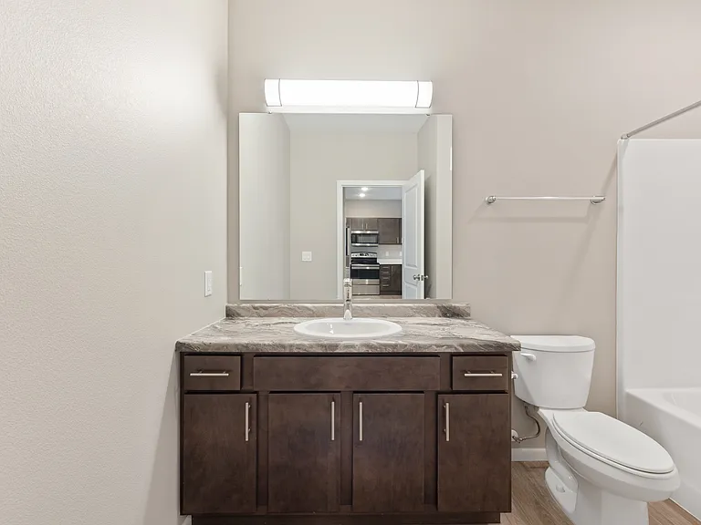 The Haven on Veterans — Photo 33