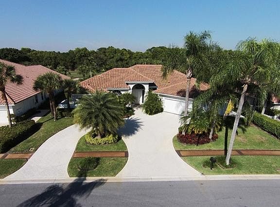 Home For Sale In St Andrews Country Club