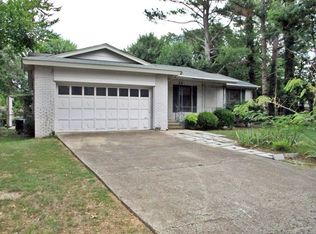 267 Redbud Ln, Tahlequah, OK 74464