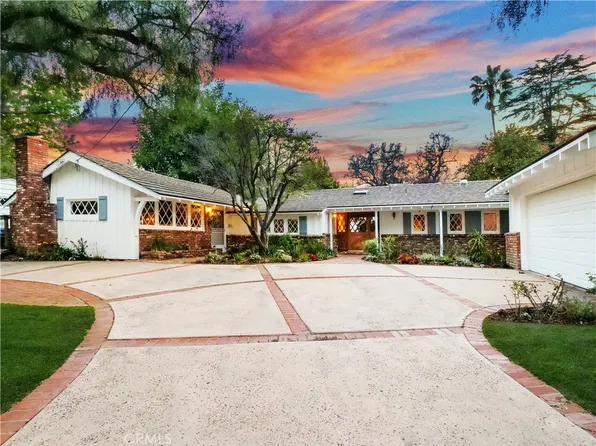 11 Strawberry Ln, Rolling Hills, CA 90274