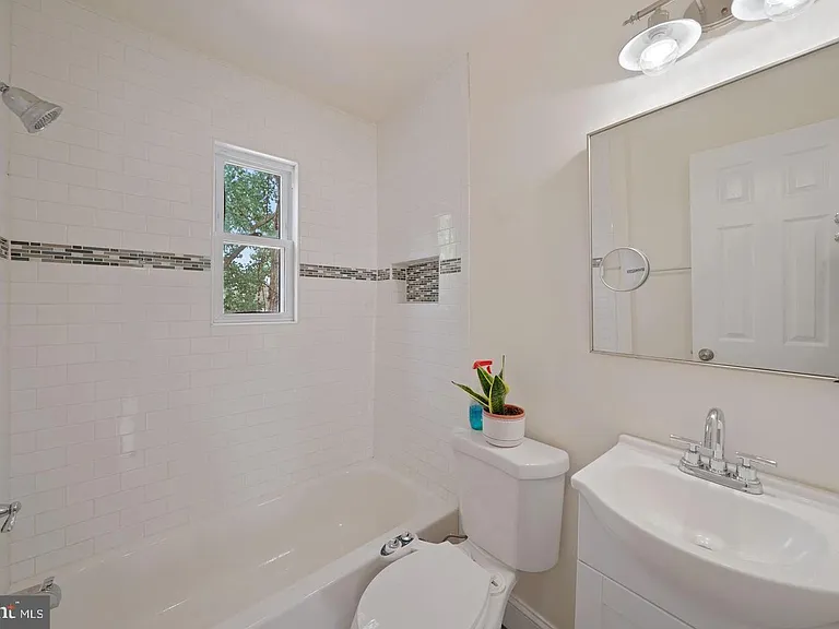 3243 15th Pl SE — Photo 9