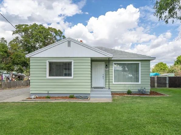 8209 E Knox Ave, Spokane, WA 99212