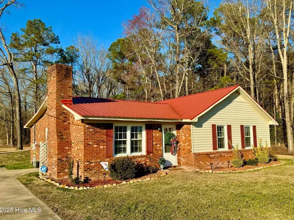 1892 Strawberry Branch Road, Kinston, NC 28501