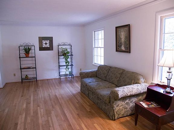 3rd image of 4447 Lake Ivanhoe Dr