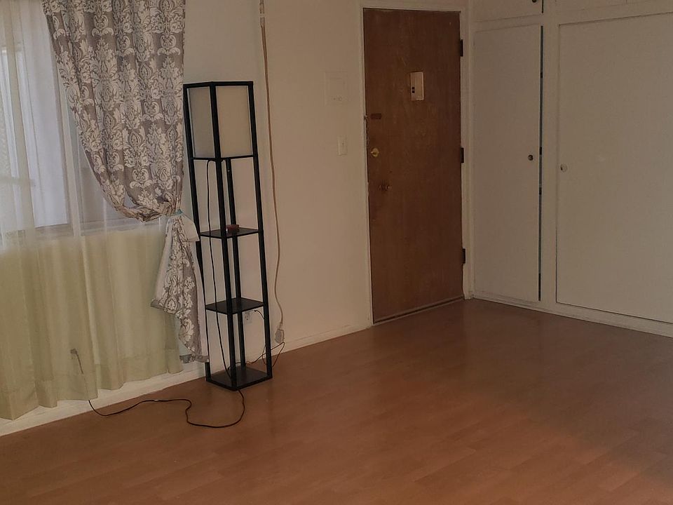1st image of 610 E Acacia Ave APT 20