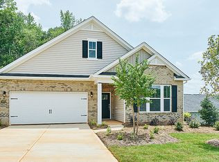 5990 Elk Ridge Dr, Kernersville, NC 27284