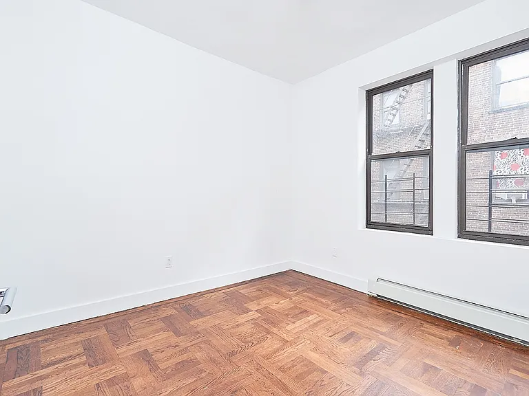 69 Pinehurst Ave #3D — Photo 12