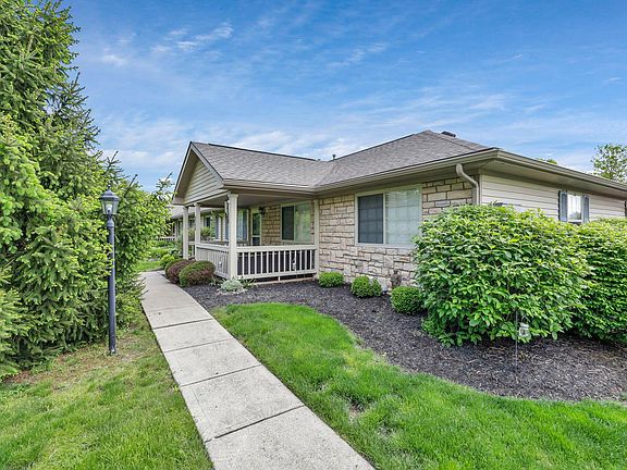 3rd image of 196 Pioneer Cir