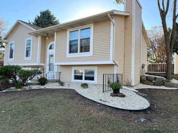 25 Jacobs Ct, Madison, WI 53711