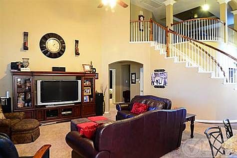 3rd image of 5716 Twain Dr