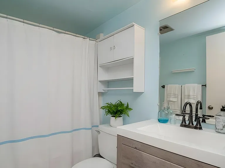 5186 NE 6th Ave #710 — Photo 6