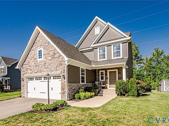 3rd image of 3909 Seasons Ln