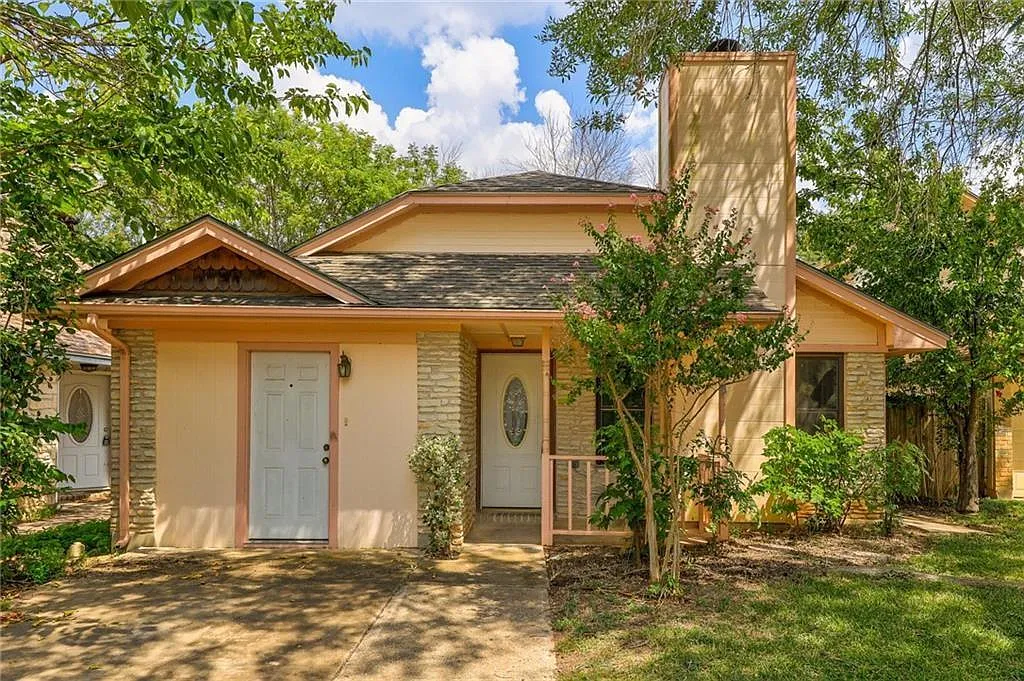 3 bed, 2.0 bath, 1200 sqft, $1,995 — Photo 2