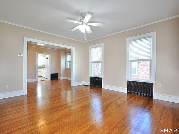 4th image of 26 Highland Avenue