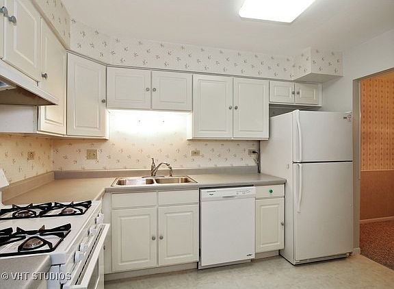 3rd image of 7460 Grand Ave APT 104D