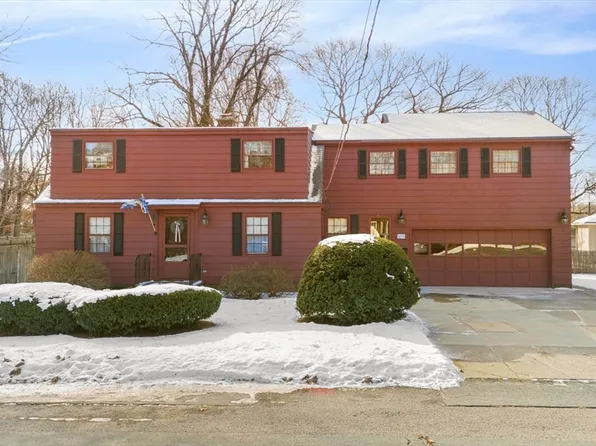 109 Lakeside Dr, Shrewsbury, MA 01545