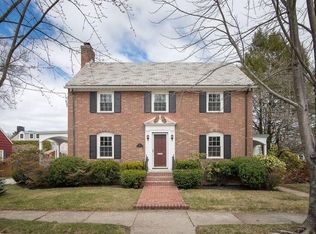 120 Woodbury St, Providence, RI 02906