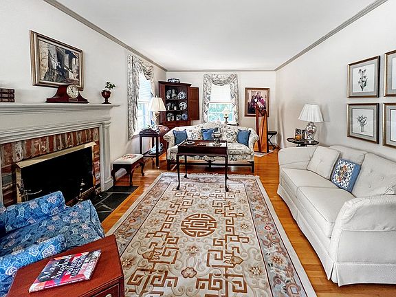 4th image of 121 Ginger Dr