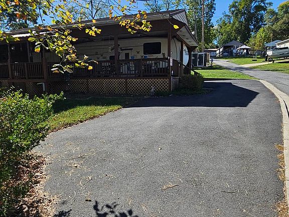 3rd image of BLOCK-6 Yogi Bear Rd Lot 27