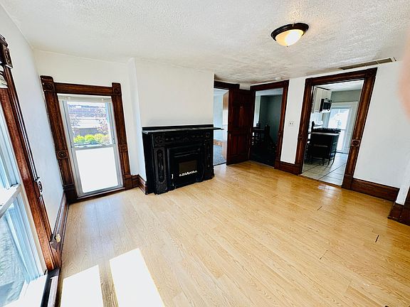 2nd image of 844 Broadway Ave NW #2