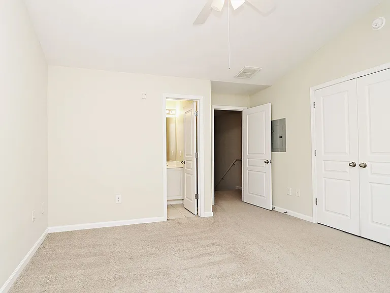 1850 Candlewood Ct #206 — Photo 11