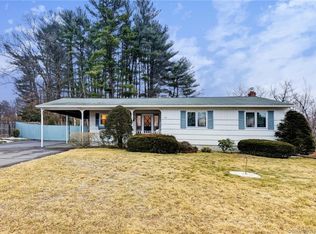 107 Heron Rd, Enfield, CT 06082