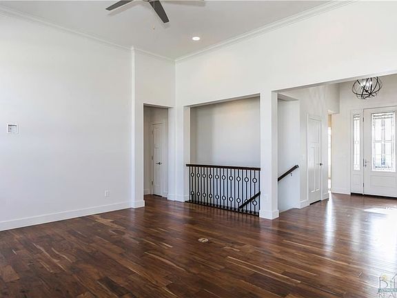 5th image of 3121 Peregrine Ln