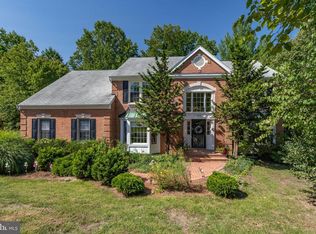 5354 Ashleigh Rd, Fairfax, VA 22030