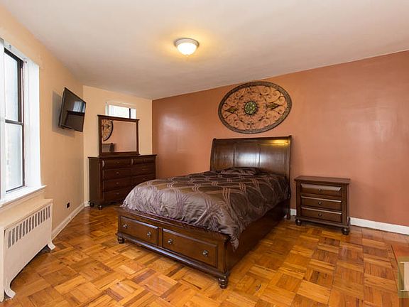 4th image of 3840 Greystone Ave APT 1G