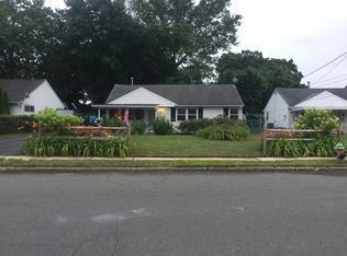 73 Lanning St, Ewing, NJ 08618