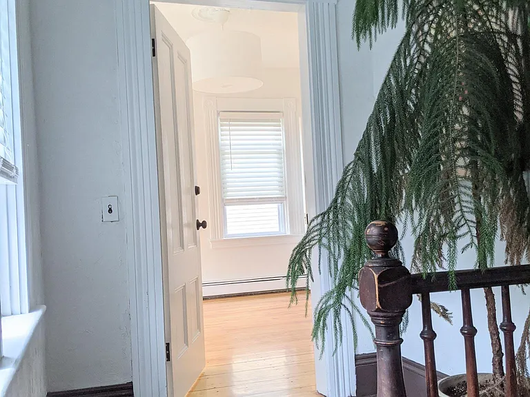 15 Violet St #2 — Photo 9
