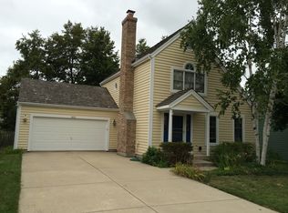 482 Cross Rd, Gurnee, IL 60031