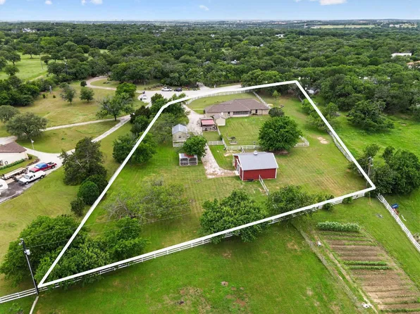 951 Ridgewood Cir, Bartonville, TX 76226