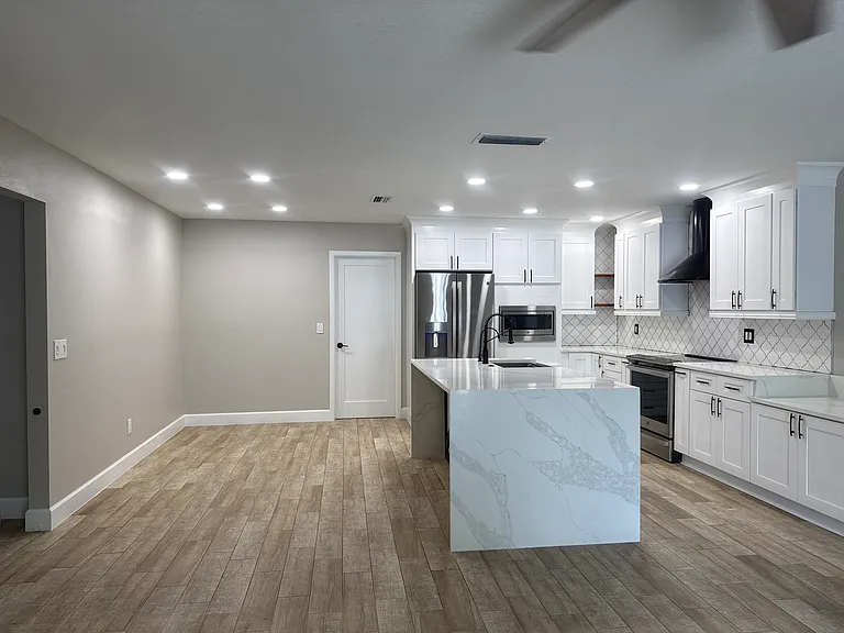109 Bessemer Cir — Photo 6