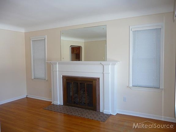 4th image of 2191 Anita Ave