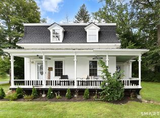9 Wells Ave, East Hampton, CT 06424
