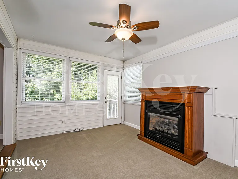 115 Gunston Hall Dr — Photo 7