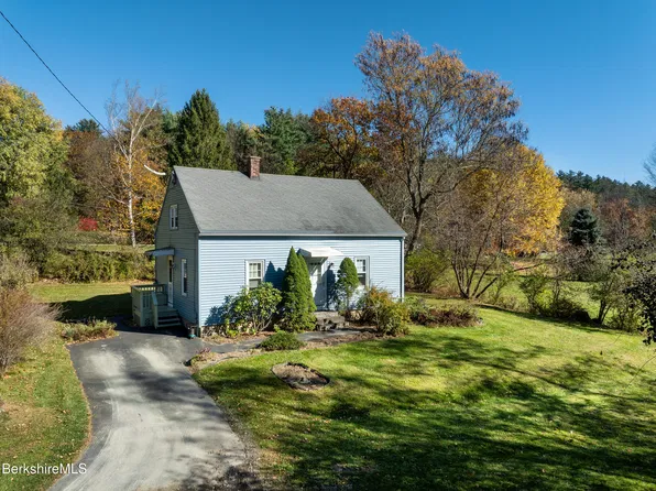 31 Ballou Ln, Williamstown, MA 01267