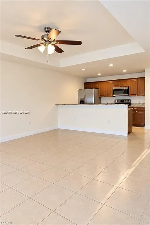 No Subdivision — Photo 3