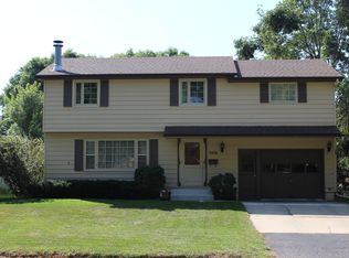 2416 23rd St NW, Rochester, MN 55901